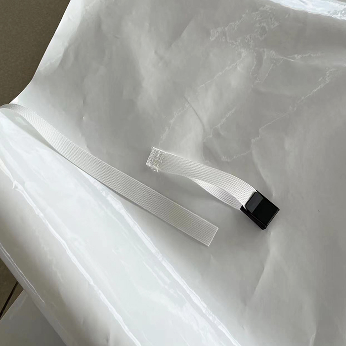 Zipper Door